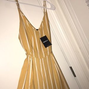 brand new forever 21 jumpsuit size medium